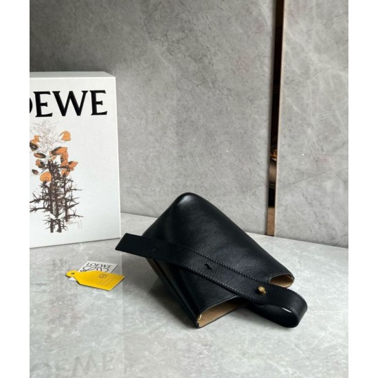 Replica Perfette Loewe Mini Pebble Bucket Borsa Nero Vitello imitazioni