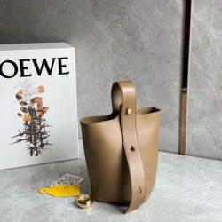 Loewe Mini Pebble Bucket Borsa Oak Calfskin Replica qualità specchio Replica Perfette Loewe Mini Pebble Bucket Borsa Oak Calfskin imitazioni