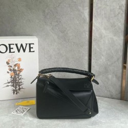 Loewe Puzzle Piccolo Qualità superiore replica Nero Vitello con Manico Intrecciato Replica qualità specchio Replica Perfette Loewe Puzzle Piccolo Qualità superiore replica Nero Vitello con Manico Intrecciato imitazioni