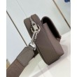 LV Fastline Messenger Borsa LV Aerogram color moka M11626