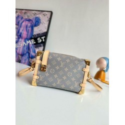 Louis Vuitton Side Trunk MM Imitazioni borse griffate tela monogram grigia M12428 Louis Vuitton Side Trunk MM Imitazioni borse griffate tela monogram grigia M12428