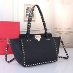 Qualità Specchio Replica fedele Valentino Piccolo Rockstud Tote Nero Grained Calfskin Riproduzione Fedele fedele Valentino Piccolo Rockstud Tote Nero Grained Calfskin imitazioni