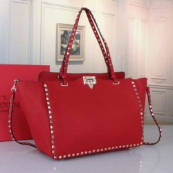 Qualità Specchio Replica Valentino Medium Rockstud Tote Rosso Grain Calfskin Riproduzione Fedele Valentino Medium Rockstud Tote Rosso Grain Calfskin imitazioni