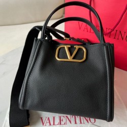 Valentino Alltime Medium Borsa Nero vitello granata Replica qualità specchio Replica Perfette Valentino Alltime Medium Borsa Nero vitello granata imitazioni