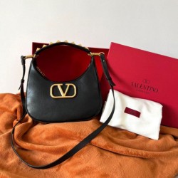 Valentino Stud Sign Hobo Borsa Nero Vitello