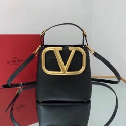 Valentino Supervee Top Handle Borse Firmate Replica Nero Vitello qualità specchio Replica Perfette Valentino Supervee Top Handle Borse Firmate Nero Vitello imitazioni
