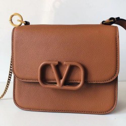 Qualità Specchio Replica fedele Valentino Piccolo Vsling Borse a tracolla Marrone Granulato Riproduzione Fedele fedele Valentino Piccolo Vsling Borse a tracolla Marrone Granulato imitazioni