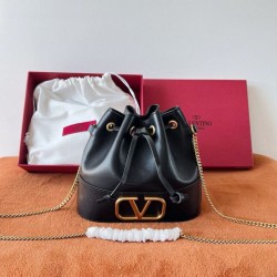 Valentino VLogo Signature Mini Bucket Borsa Nero Replica qualità specchio Replica Perfette Valentino VLogo Signature Mini Bucket Borsa Nero imitazioni