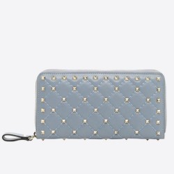 Riproduzione Fedele Qualità superiore replica Valentino Rockstud Spike Zip Portafoglio Sky Blue Agnello imitazioni