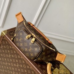Replica qualità specchio Borsa a tracolla Louis Vuitton Rush Bumbag G69 da uomo M14019