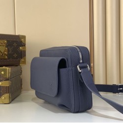 Replica LV Borse da uomo Boarding Messenger Louis Vuitton Aerogram M15260 Blu Imitazioni Replica qualità specchio LV Borse da uomo Boarding Messenger Louis Vuitton Aerogram M15260 Blu