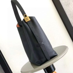 Replica Gucci Zaino grande GG Monogram 792080 Tessuto spalmato GG Monogram Verde Imitazioni Replica qualità specchio Gucci Zaino grande GG Monogram 792080 Tessuto spalmato GG Monogram Verde