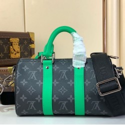 Replica Borsa Keepall Bandoulière 25 M25885 Verde Imitazioni Replica qualità specchio Borsa Keepall Bandoulière 25 M25885 Verde