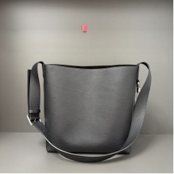 Replica Perfetta hobo da uomo Louis Vuitton Verso M27022 Nera Imitazioni Replica qualità specchio Perfetta hobo da uomo Louis Vuitton Verso M27022 Nera