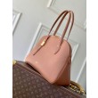 Qualità superiore replica tote LV Low Key Duffle M26688 Marrone
