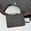 Gucci 815214 Imitazioni borse griffate tote media GG Emblem in pelle goffrata rossa