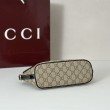 Gucci 847090 Borsa a secchiello nano GG Emblem nera in pelle GG