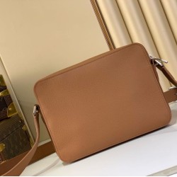 Replica LV Borsa da uomo Boarding Messenger Louis Vuitton Aerogram m25981 Marrone Imitazioni Replica qualità specchio LV Borsa da uomo Boarding Messenger Louis Vuitton Aerogram m25981 Marrone