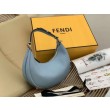 Bora Pari all'originale replica Hobo Piccola Fendi Fendigraphy Azzurro Chiaro