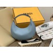 Bora Pari all'originale replica Hobo Piccola Fendi Fendigraphy Azzurro Chiaro