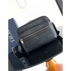 Borsa a tracolla con cerniera Dior Rider 2.0 nera Gravity Borsa a tracolla con cerniera Dior Rider 2.0 nera Gravity