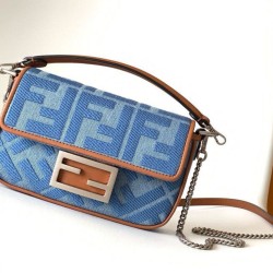 Qualità Specchio Replica Mini borsa Fendi Baguette in denim con ricamo FF Riproduzione Fedele Mini borsa Fendi Baguette in denim con ricamo FF imitazioni