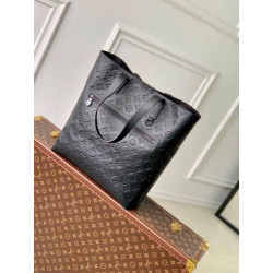 Tote da escursione LV con monogramma ombra