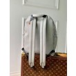 Zaino LV Discovery Monogramma in rilievo M46557