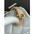 Replica Perfetta Chanel con patta e manico superiore AS2215 Azzurro