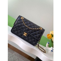 Borse Replica Sweet Flap Chanel 24K Pelle di vacchetta oliata e cerata AS5145 Nero