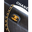 Borsa Tote Chanel 25k Classica con Patta Caviar Pelle di Vitello Nera Hardware Oro Borsa Tote Chanel 25k Classica con Patta Caviar Pelle di Vitello Nera Hardware Oro