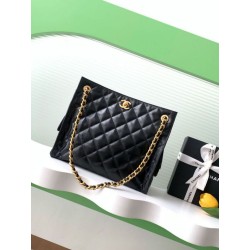 Borsa tote Chanel grande con tracolla a catena AS5303 Nero