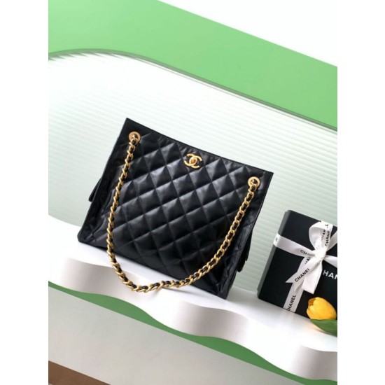 Borsa tote Chanel grande con tracolla a catena AS5303 Nero