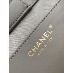 Borsa tote Chanel grande con tracolla a catena AS5303 Scamosciato Grigio