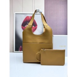 Imitazioni borse griffate tote Dior Privé Icons Uomo marrone in pelle di vitello