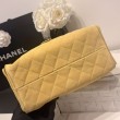 Chanel AS5293, borsa a secchiello con coulisse piccola Hobo Vintage, pelle di daino gialla