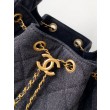 Chanel AS5293 Borsa Replica 1:1 a secchiello piccola Hobo Vintage con coulisse in denim nero