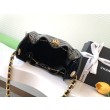 Chanel AS5293 Borsa a secchiello piccola Hobo Vintage con coulisse in vacchetta nera