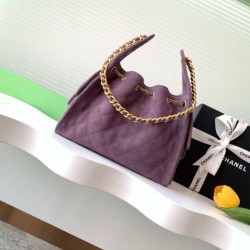 Replica Chanel AS5293 Borsa a secchiello piccola Hobo Vintage con coulisse in pelle scamosciata viola Imitazioni Replica qualità specchio Chanel AS5293 Borsa a secchiello piccola Hobo Vintage con coulisse in pelle scamosciata viola