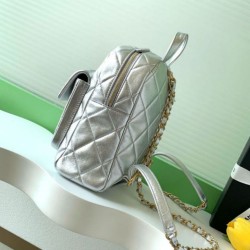 Replica Zaino Chanel 25K Pelle di vitello granata AS5793 Argento Imitazioni Replica qualità specchio Zaino Chanel 25K Pelle di vitello granata AS5793 Argento