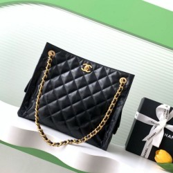 Replica qualità specchio Borsa tote Chanel grande con tracolla a catena AS5303 Nero