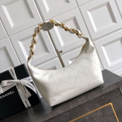 Replica Borse Imitazioni Hobo Chanel Piccola AS5837 Pelle di Vitello Bianca Imitazioni Replica qualità specchio Borse Imitazioni Hobo Chanel Piccola AS5837 Pelle di Vitello Bianca