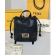 Zaino con coulisse da donna Fendi Cappuccino Vintage Nero