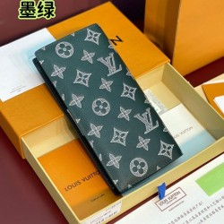 Replica Pari all'originale replica Louis Vuitton M61697 Portafoglio Brazza Monogram Eclipse Verde Imitazioni Replica qualità specchio Pari all'originale replica Louis Vuitton M61697 Portafoglio Brazza Monogram Eclipse Verde