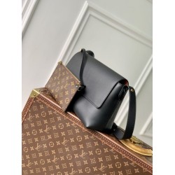 Borsa a tracolla Louis Vuitton Low Key Messenger M13148 Nero Borsa a tracolla Louis Vuitton Low Key Messenger M13148 Nero