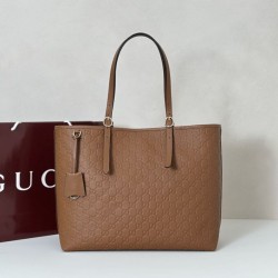 Replica qualità specchio Borsa tote media Gucci GG Emblem 847456 Bordeaux