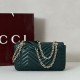 Replica Borsa 1:1 a tracolla media Gucci GG Marmont 837267 verde Imitazioni Replica qualità specchio Borsa 1:1 a tracolla media Gucci GG Marmont 837267 verde