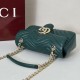 Replica Borsa 1:1 a tracolla media Gucci GG Marmont 837267 verde Imitazioni Replica qualità specchio Borsa 1:1 a tracolla media Gucci GG Marmont 837267 verde