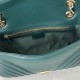 Replica Borsa 1:1 a tracolla media Gucci GG Marmont 837267 verde Imitazioni Replica qualità specchio Borsa 1:1 a tracolla media Gucci GG Marmont 837267 verde