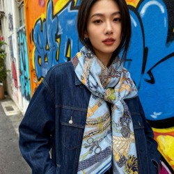 Replica qualità specchio Alta gamma replica Foulard quadrato in velluto intrecciato a mano Hermès, 140 blu
